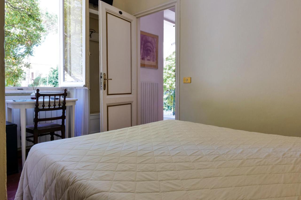 Hotel Club I Pini - Residenza D'Epoca In Versilia Lido di Camaiore Eksteriør billede