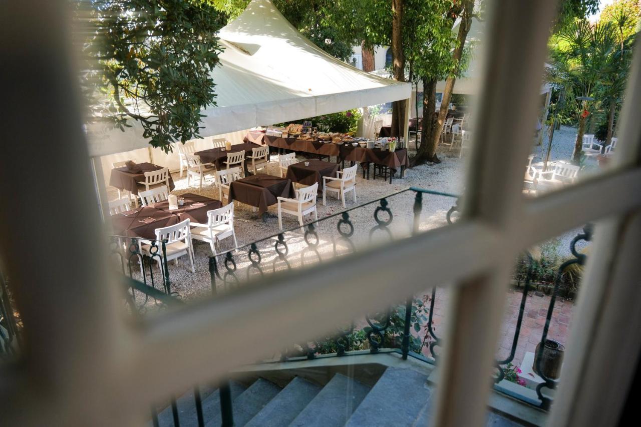 Hotel Club I Pini - Residenza D'Epoca In Versilia Lido di Camaiore Eksteriør billede