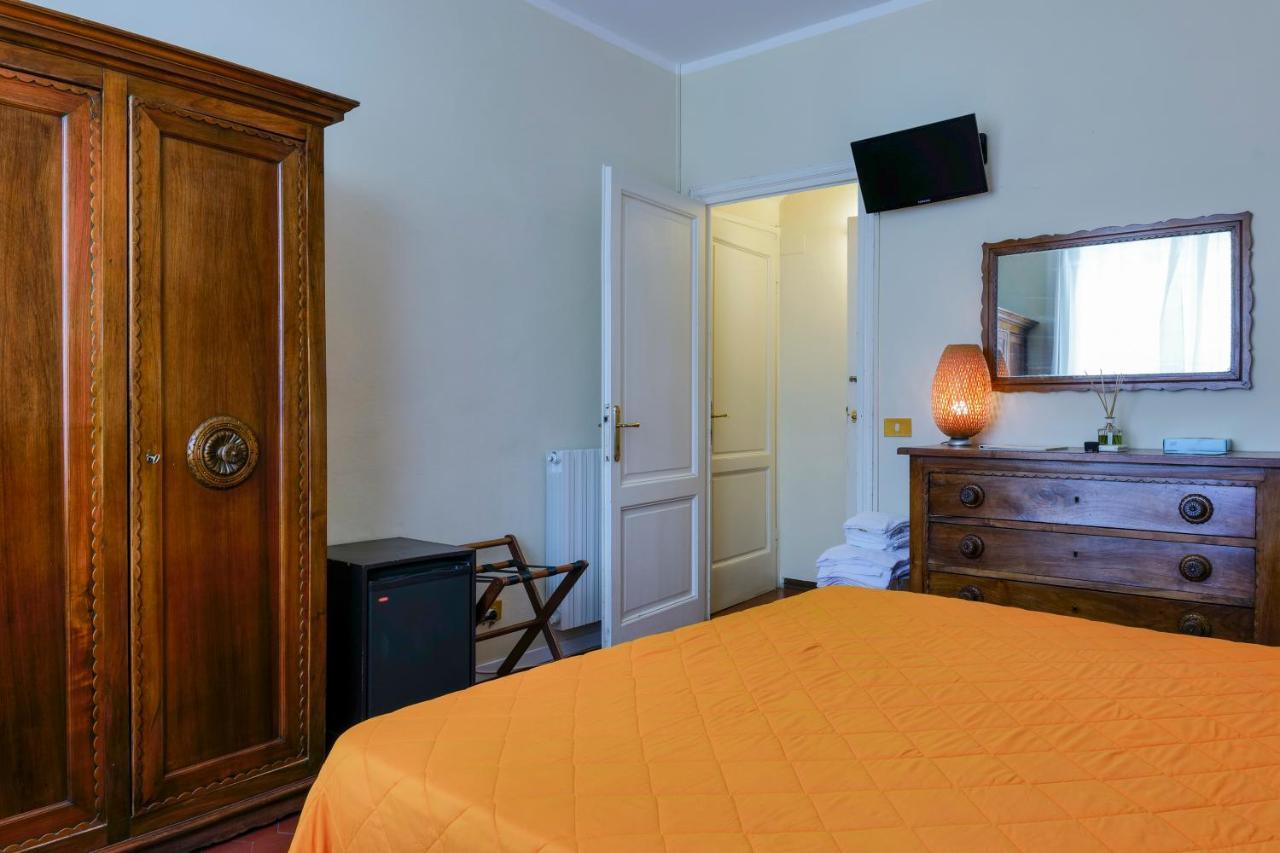 Hotel Club I Pini - Residenza D'Epoca In Versilia Lido di Camaiore Eksteriør billede